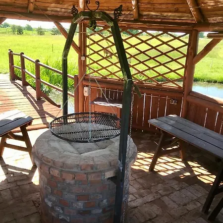 Dom Nad Rozlewiskiem Farm stay