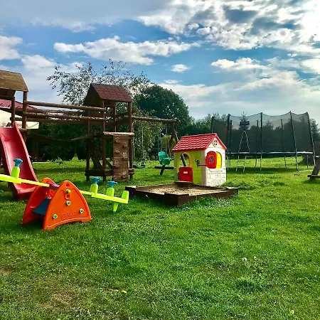 Dom Nad Rozlewiskiem Farm stay