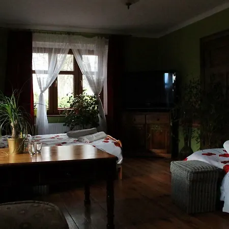 Dom Nad Rozlewiskiem Farm stay Polczyn-Zdroj