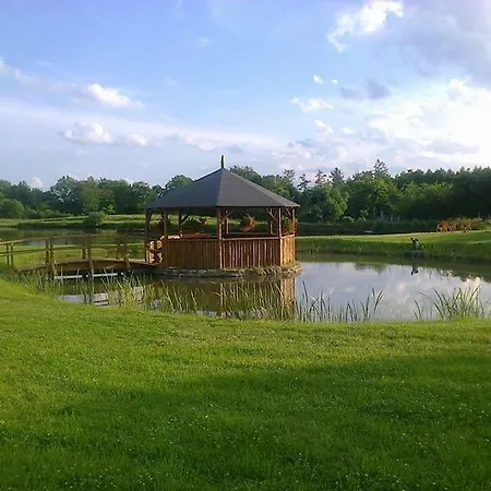 Dom Nad Rozlewiskiem 팜스테이 Połczyn-Zdrój