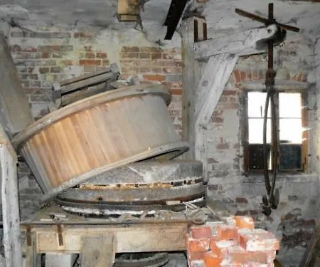 Agroturismo Dom Nad Rozlewiskiem *